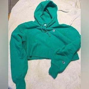 Women’s Champion cropped hoodie